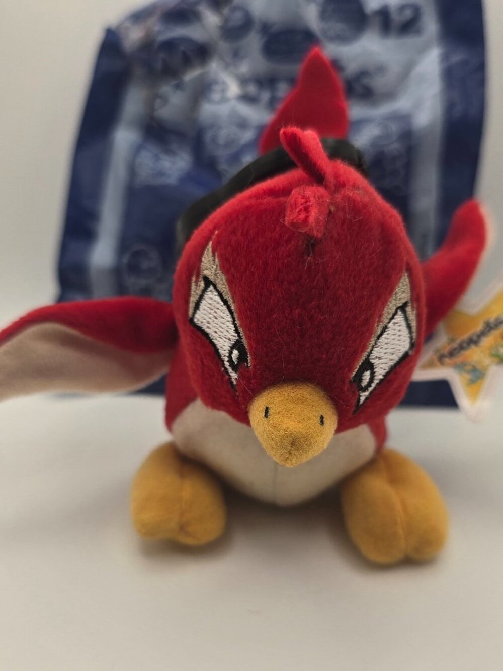 McDonald’s Neopets Red Pteri plushie, excellent condition with tags.
